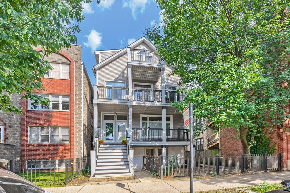 Unit for sale at 3405 N Seminary Avenue, Chicago, IL 60657