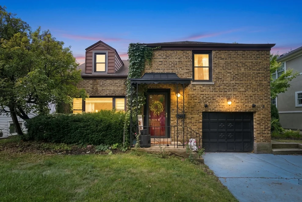 Unit for sale at 390 Bartram Road, Riverside, IL 60546