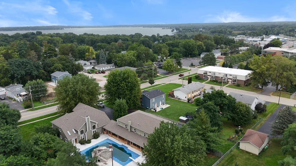 Unit for sale at 235 E Grand Avenue, Fox Lake, IL 60020