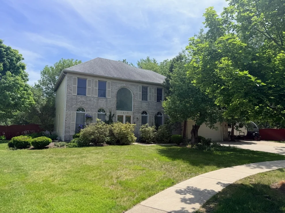 Unit for sale at 1613 York Court, Mundelein, IL 60060