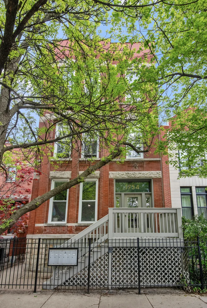 Unit for sale at 1734 W OHIO Street, Chicago, IL 60622