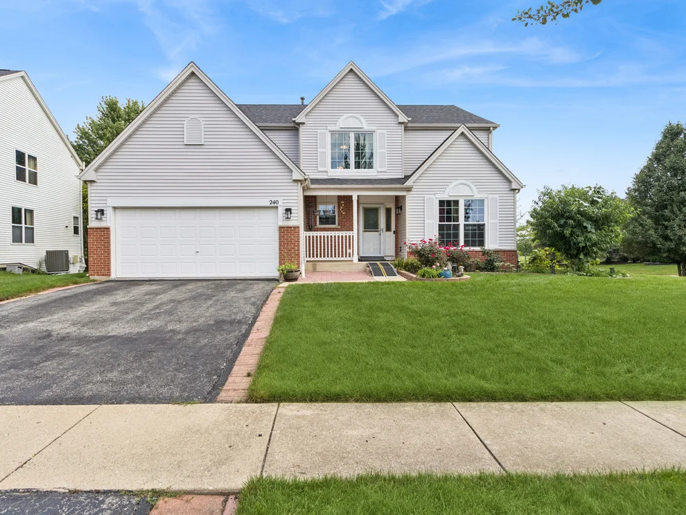 Unit for sale at 240 W Winding Trail Circle, Round Lake, IL 60073
