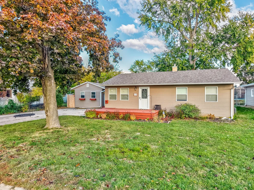 Unit for sale at 618 Fort Street, Ottawa, IL 61350