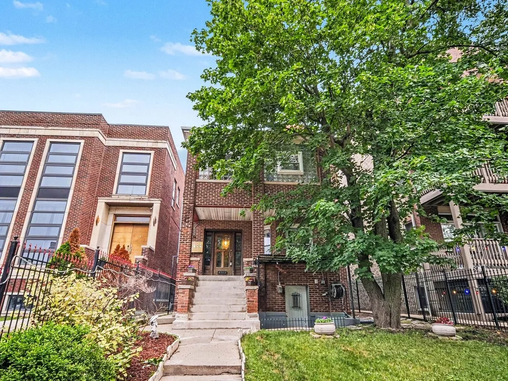Unit for sale at 4749 N Dover Street, Chicago, IL 60640