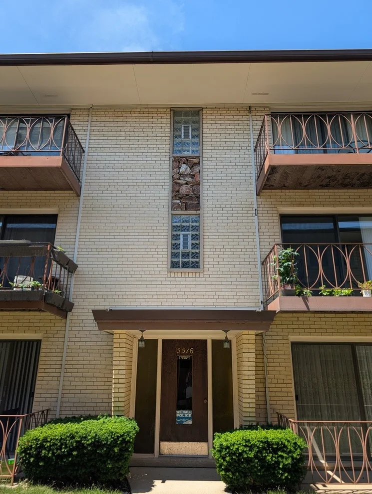 Unit for sale at 5516 W Windsor Avenue, Chicago, IL 60630
