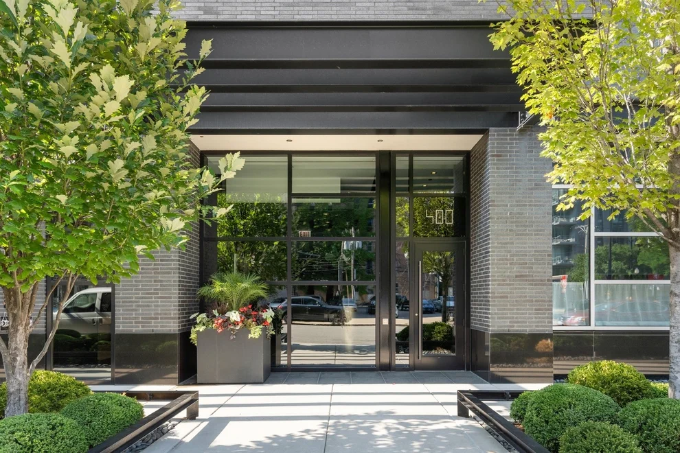 Unit for sale at 400 W HURON Street, Chicago, IL 60654