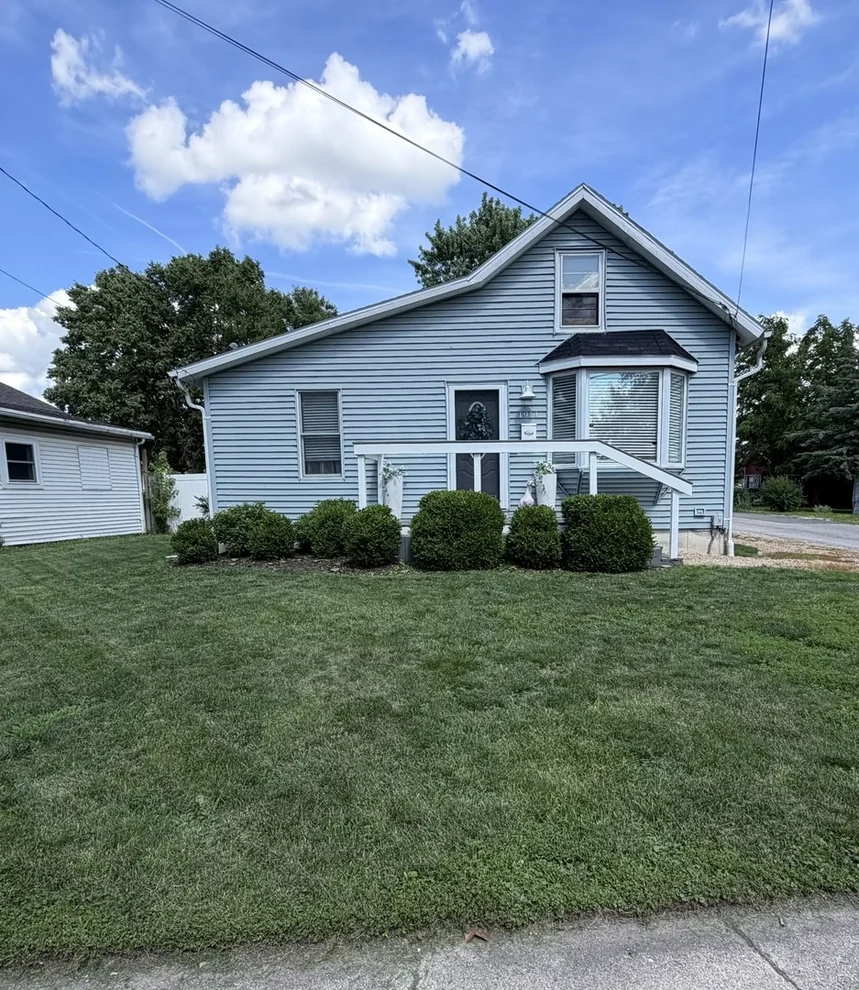 Unit for sale at 1914 N LaSalle Street, Ottawa, IL 61350