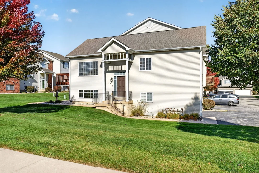 Unit for sale at 2147 Derby Lane, Belvidere, IL 61008
