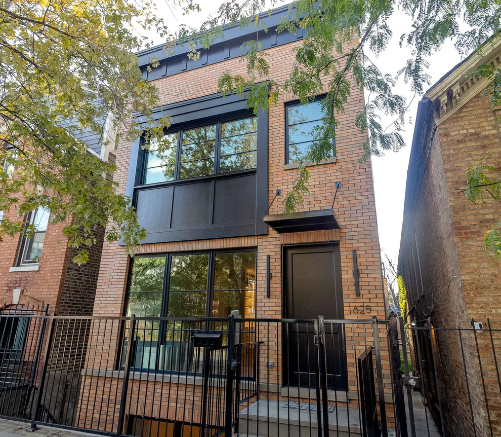 Unit for sale at 1625 W Julian Street, Chicago, IL 60622