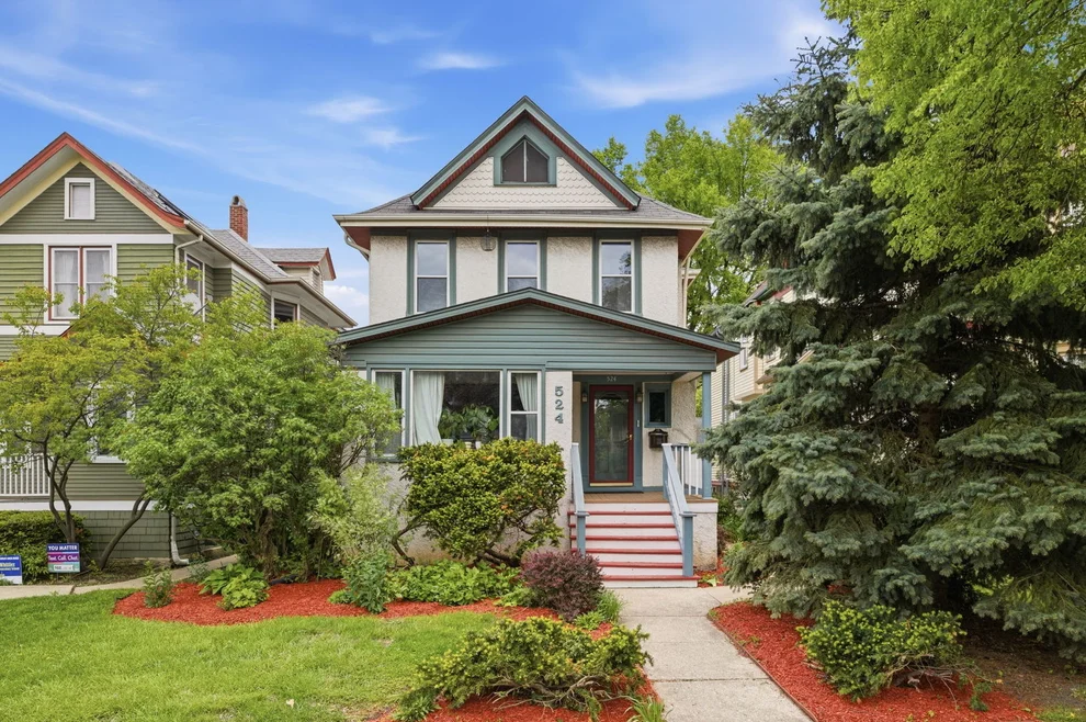 Unit for sale at 524 N Lombard Avenue, Oak Park, IL 60302