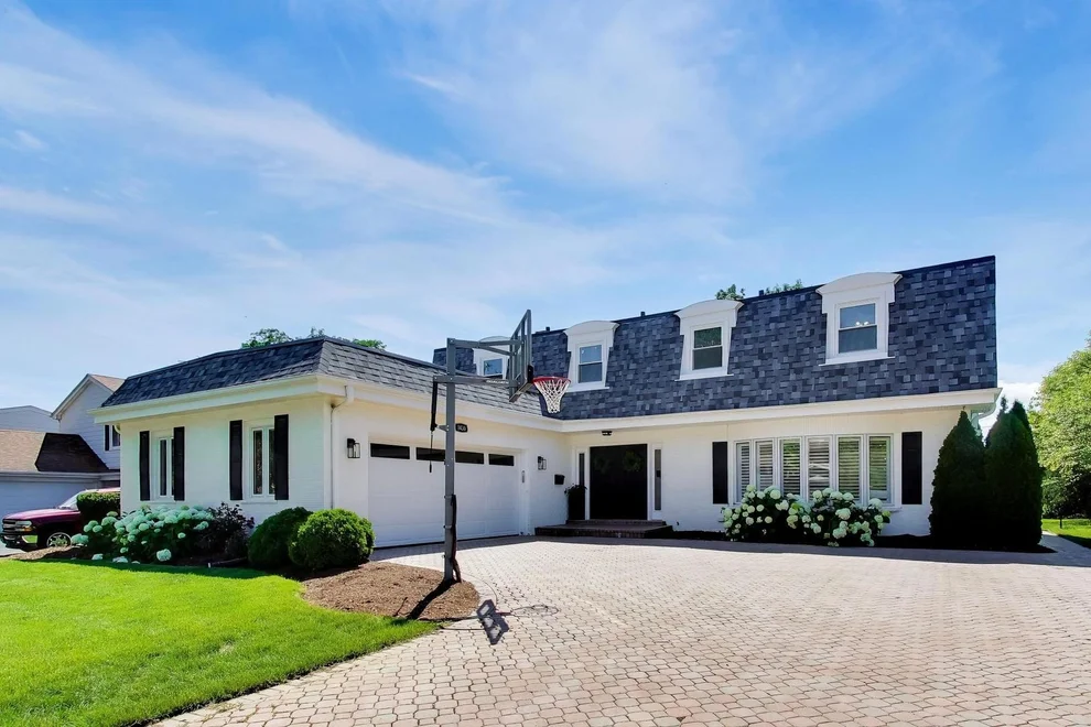 Unit for sale at 1438 N Haddow Avenue, Arlington Heights, IL 60004