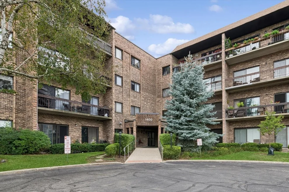 Unit for sale at 1400 N Elmhurst Road, Mount Prospect, IL 60056