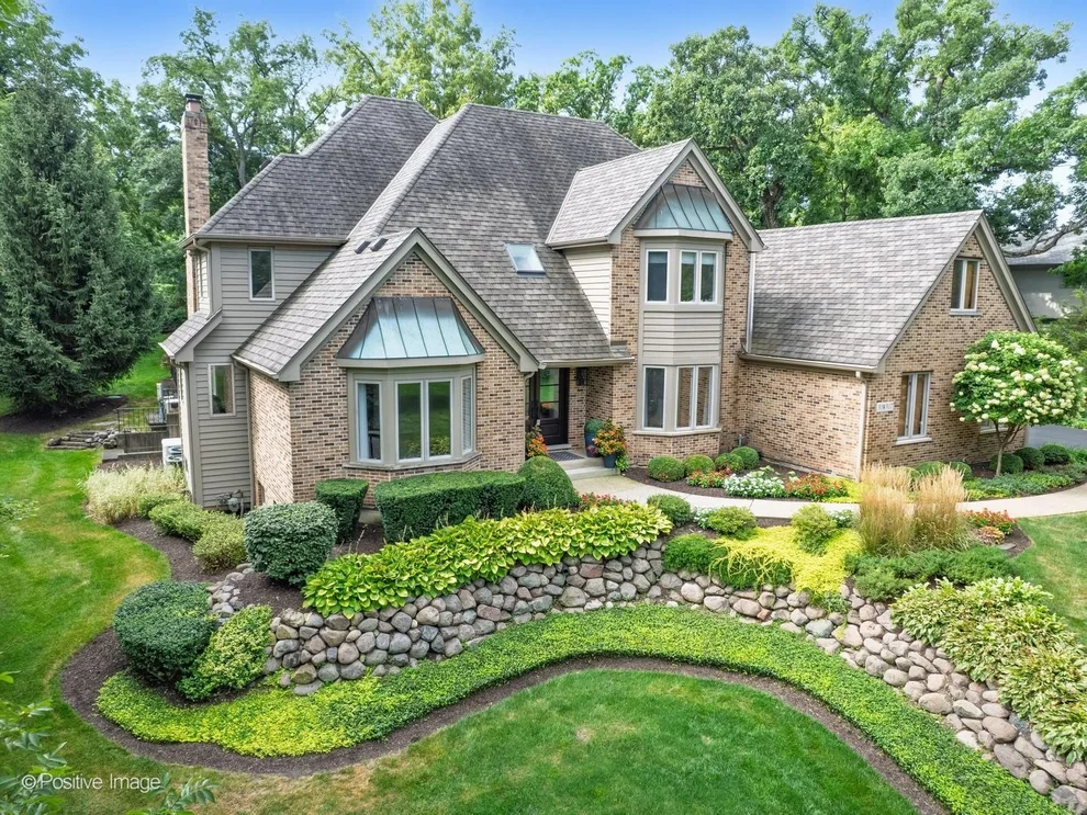 Unit for sale at 30W307 MAPLE TREE Lane, Wayne, IL 60184