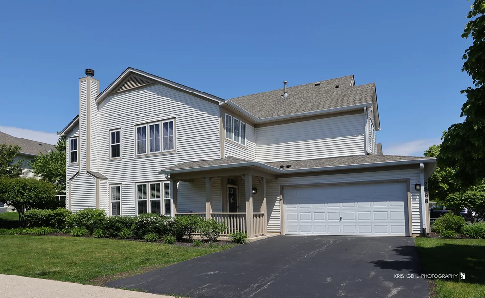 Unit for sale at 2888 Falling Waters Drive, Lindenhurst, IL 60046