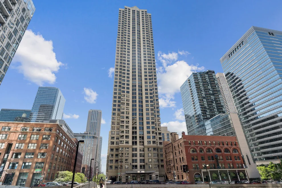 Unit for sale at 440 N Wabash Avenue, Chicago, IL 60611