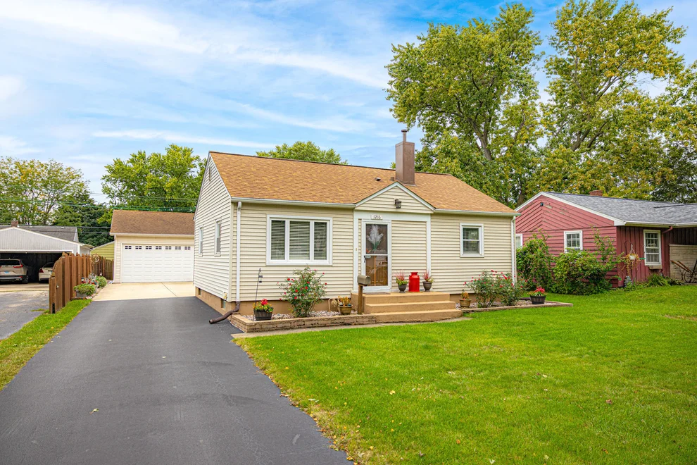 Unit for sale at 1216 John Street, Joliet, IL 60435
