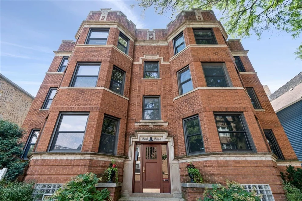 Unit for sale at 1501 W ARDMORE Avenue, Chicago, IL 60660
