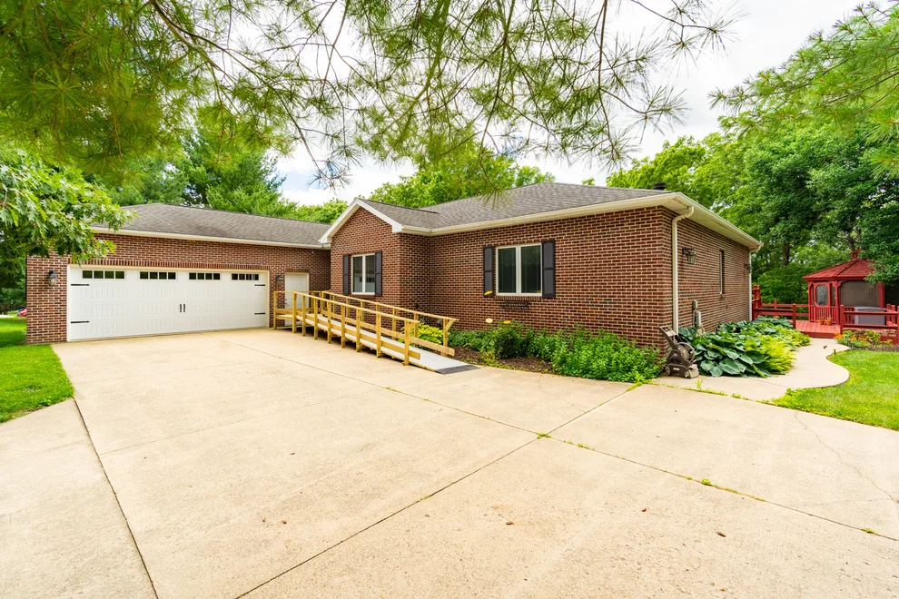 Unit for sale at 640 Timber Ridge Road, Princeton, IL 61356