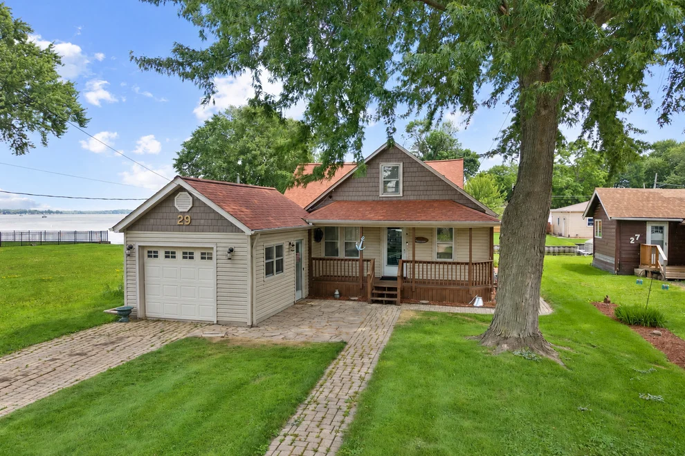 Unit for sale at 29 Atwater Parkway, Fox Lake, IL 60020