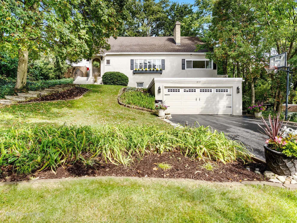 Unit for sale at 317 E Walnut Street, Hinsdale, IL 60521