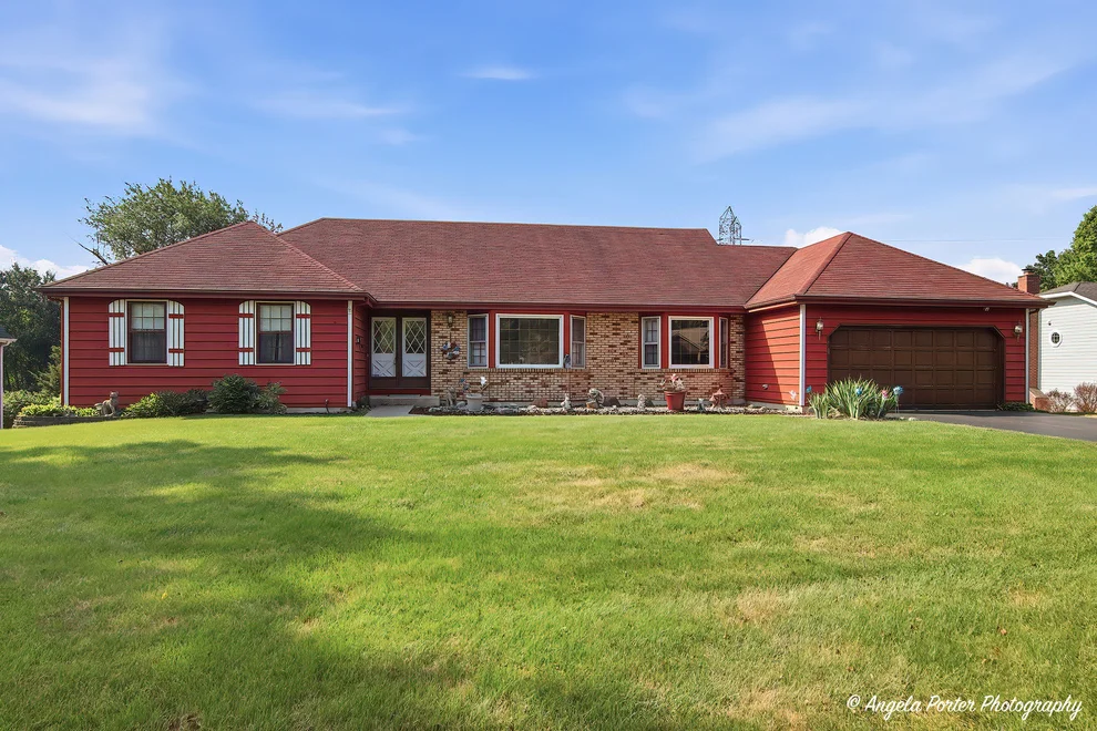 Unit for sale at 167 Burning Bush Trail, Crystal Lake, IL 60012