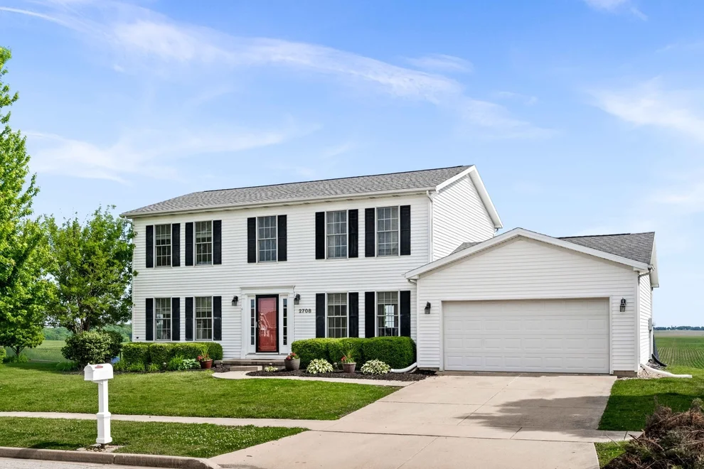 Unit for sale at 2708 Southlawn Drive, Bloomington, IL 61705