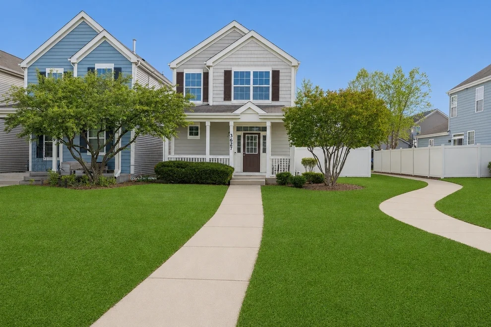 Unit for sale at 3627 Hyde Park Court, Elgin, IL 60124