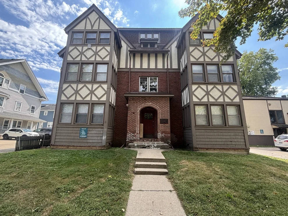 Unit for sale at 705 W Elm Street, Urbana, IL 61801