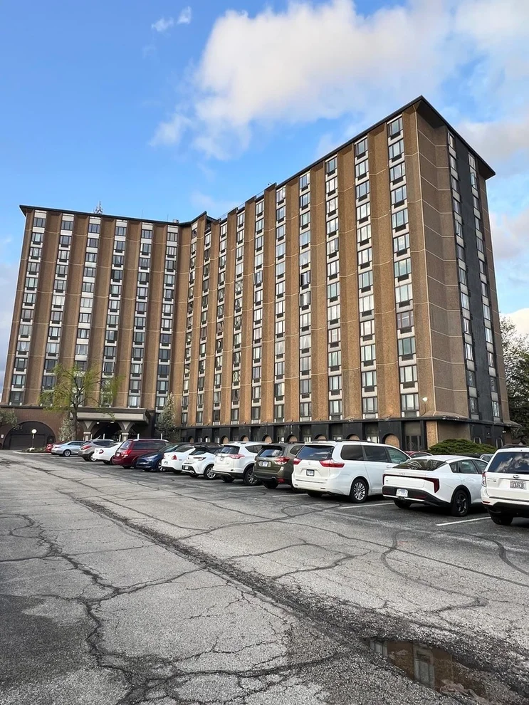 Unit for sale at 1 RENAISSANCE Place, Palatine, IL 60067