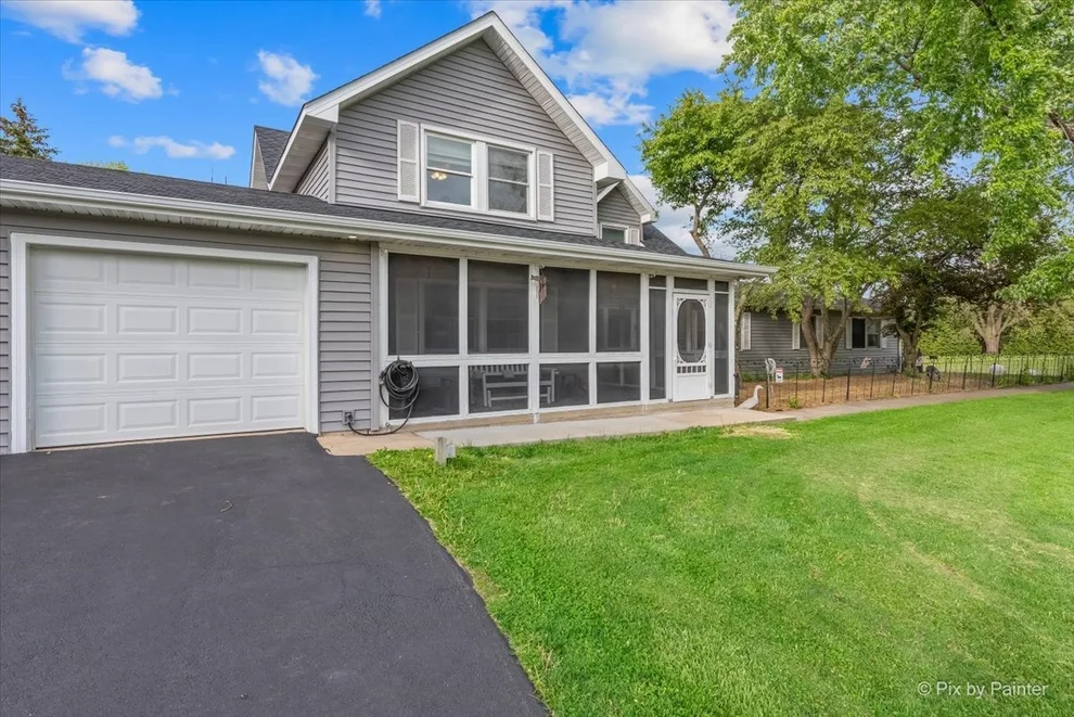 Unit for sale at 39W030 POPLAR Lane, St. Charles, IL 60175
