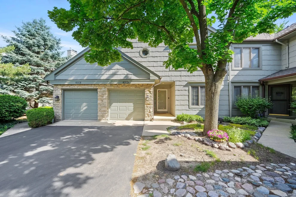 Unit for sale at 1128 BRISTLECONE Court, Darien, IL 60561