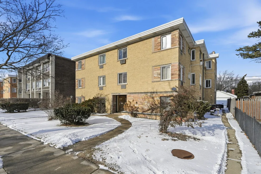 Unit for sale at 1609 Howard Street, Evanston, IL 60202