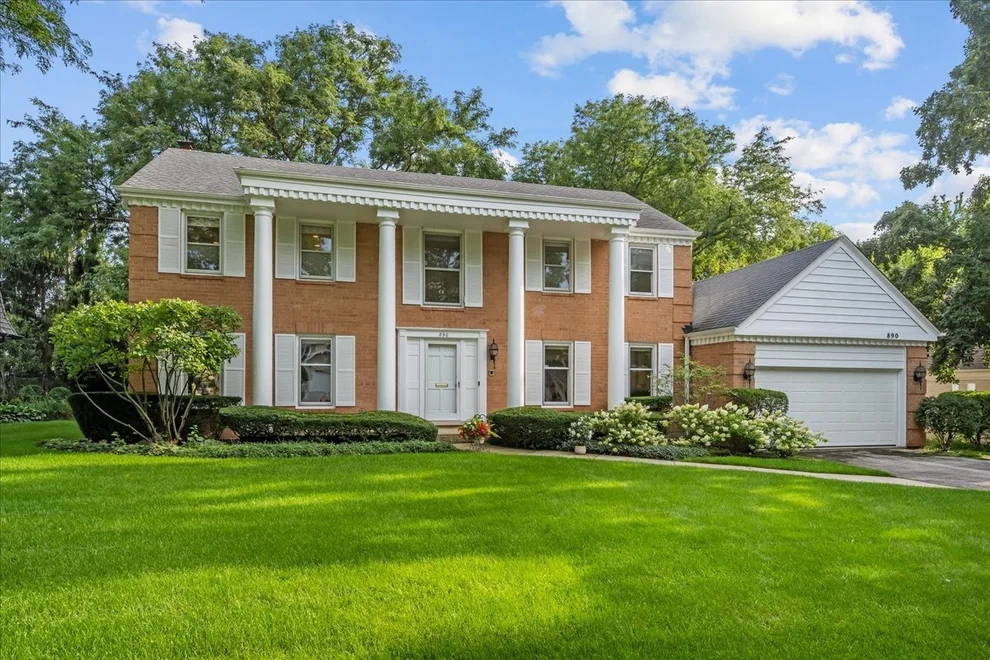 Unit for sale at 890 Dryden Lane, Highland Park, IL 60035
