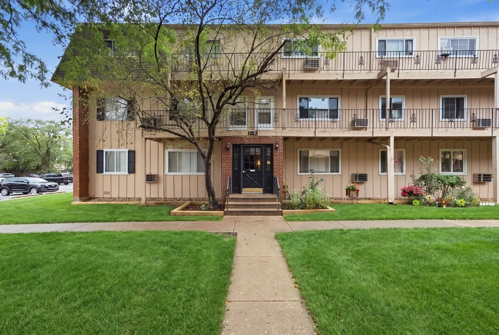 2508 Algonquin Road