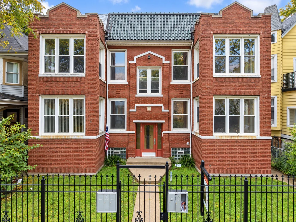 Unit for sale at 318 N Lorel Avenue, Chicago, IL 60644