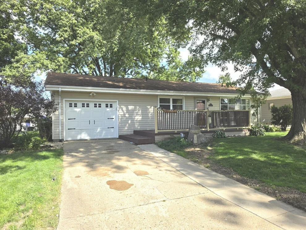Unit for sale at 1524 Julie Drive, Bloomington, IL 61701