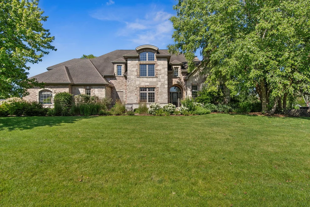 Unit for sale at 3N874 John Greenleaf Whittier Place, St. Charles, IL 60174