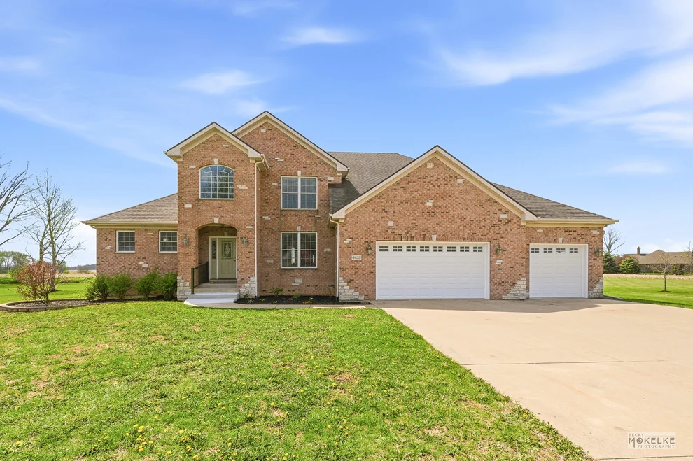 Unit for sale at 2953 N 4459th Road, Newark, IL 60541