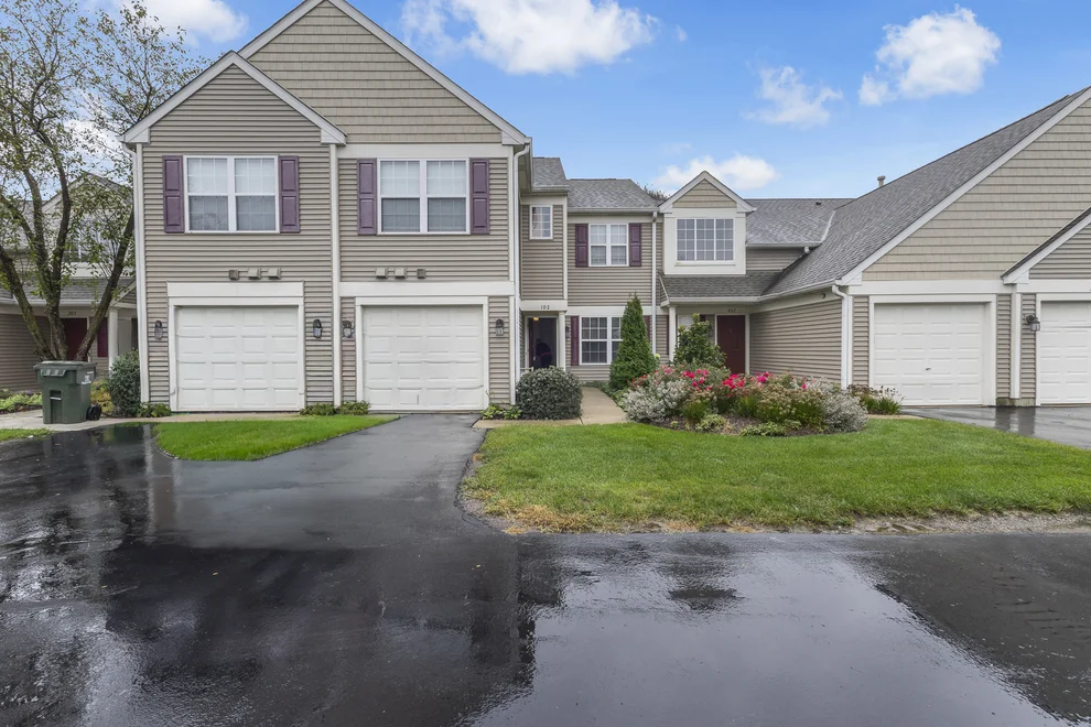 Unit for sale at 2219 Waterleaf Court, Naperville, IL 60564
