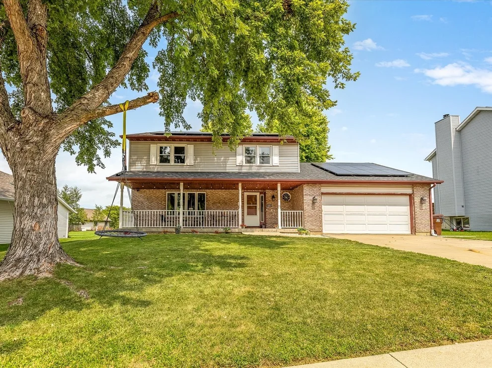 Unit for sale at 1071 Arapaho Drive, Freeport, IL 61032