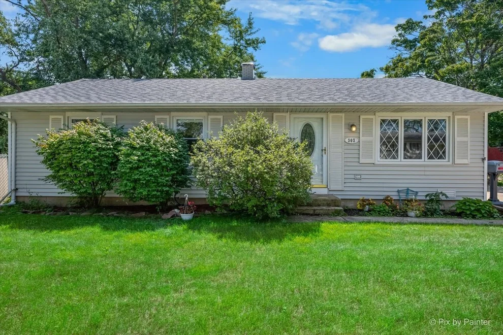 Unit for sale at 303 Mark Avenue, Glendale Heights, IL 60139