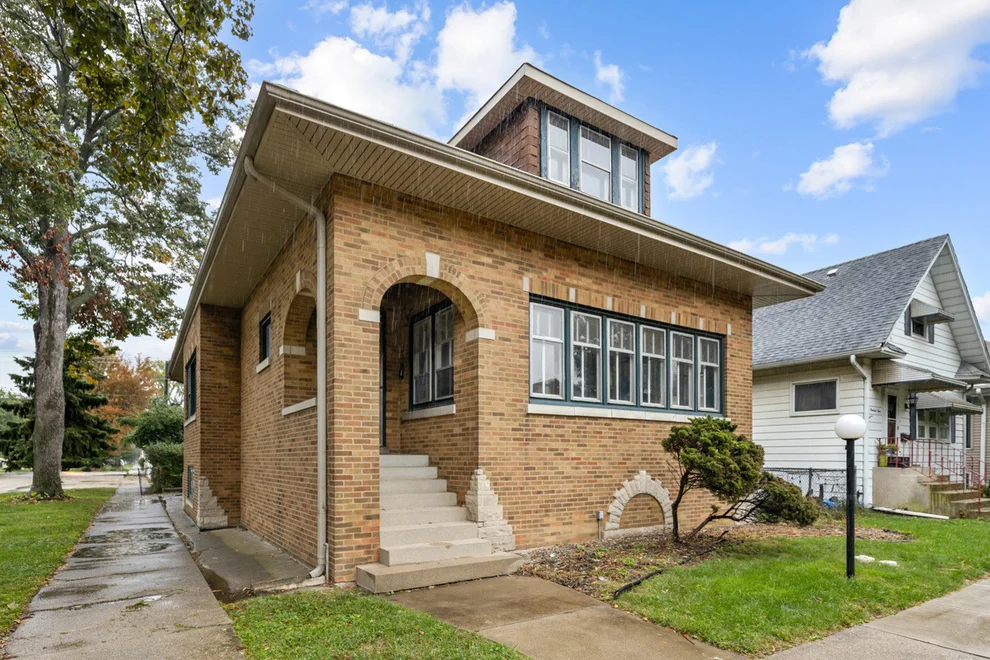 Unit for sale at 900 Lathrop Avenue, Forest Park, IL 60130