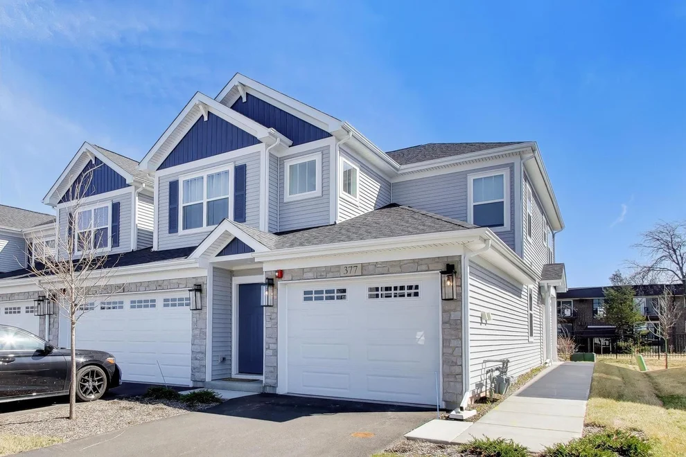 Unit for sale at 270 Masters Drive, Addison, IL 60101