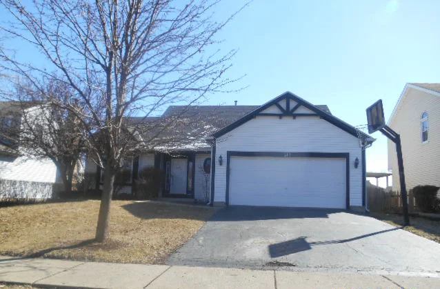 Unit for sale at 513 Bristol Drive, CAROL STREAM, IL 60188