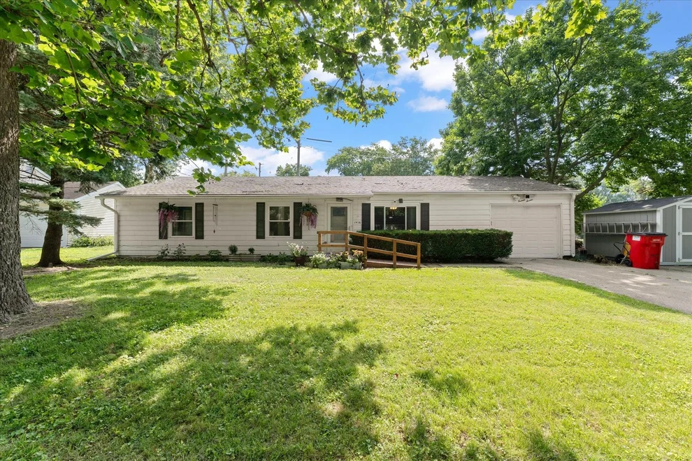 Unit for sale at 1416 Scottsdale Drive, Champaign, IL 61821