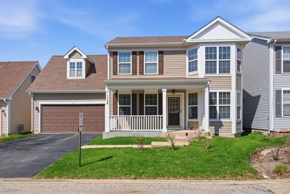 Unit for sale at 1758 Edith Lane, Aurora, IL 60504