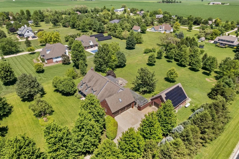 Unit for sale at 2102 Belmont Park Lane, Champaign, IL 61822