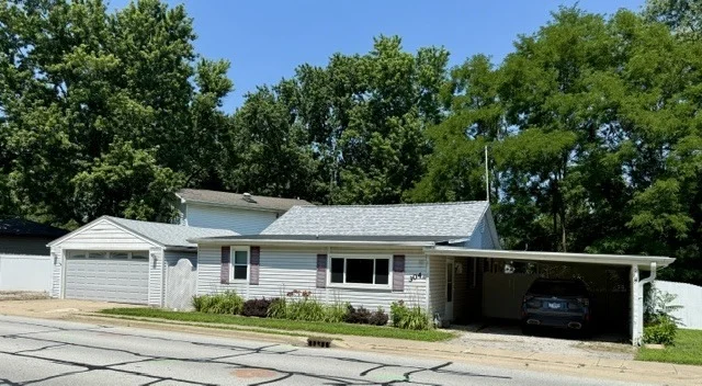 Unit for sale at 304 FRANKLIN Street, Mahomet, IL 61853