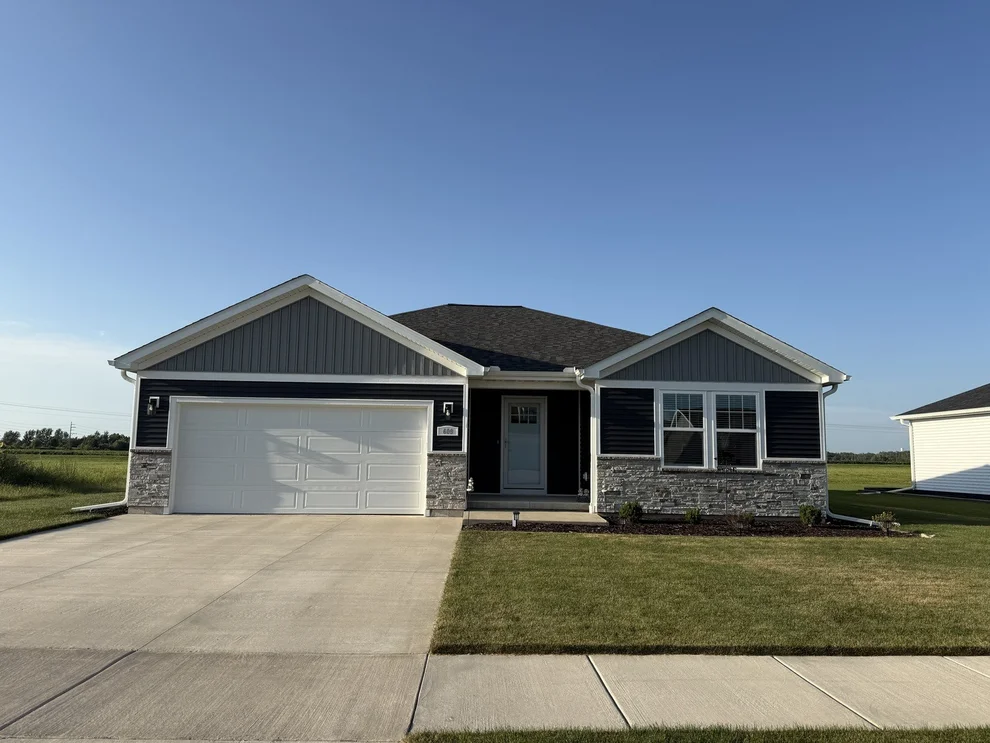Unit for sale at 609 34th Street, Peru, IL 61354