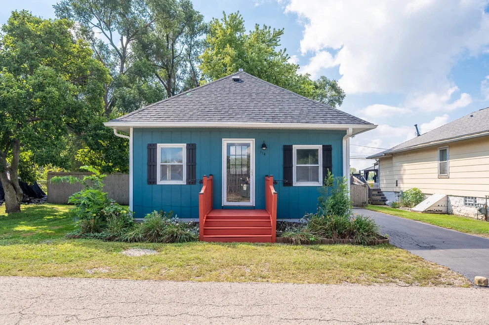 Unit for sale at 114 Frances Street, Lockport, IL 60441